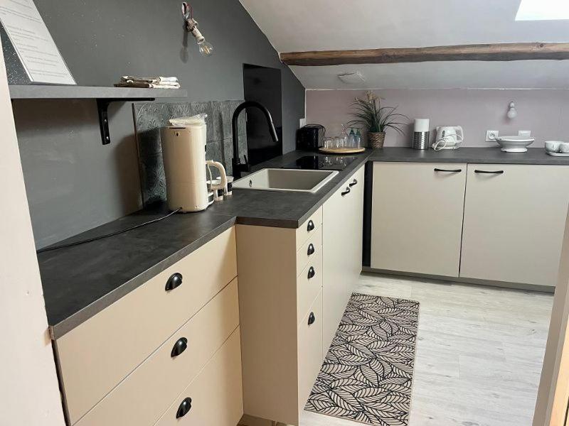 Ferienwohnung Les Vieux Platanes La Crau Exterior foto